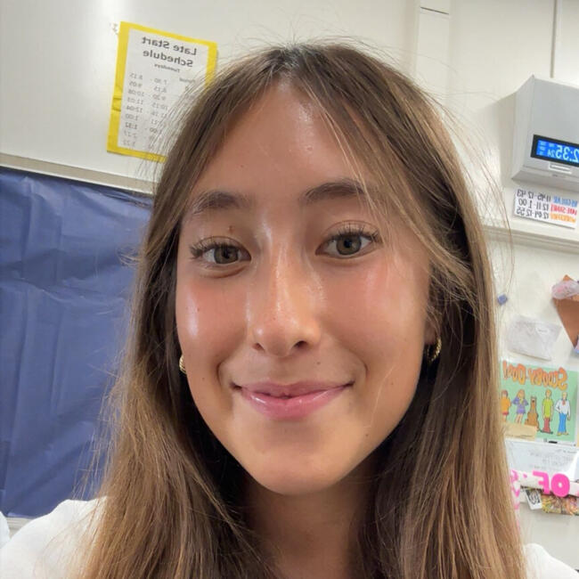 Babysitter in Torrance: Ella