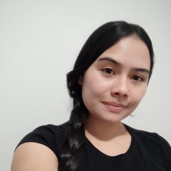 Babysitter Figueres: Laura