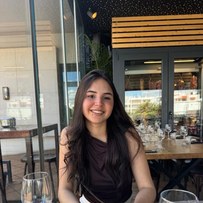 Childminder in Albufeira: Thalita