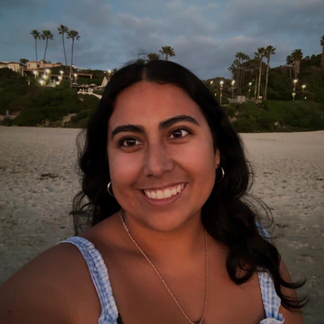 Babysitter in San Clemente: Victoria