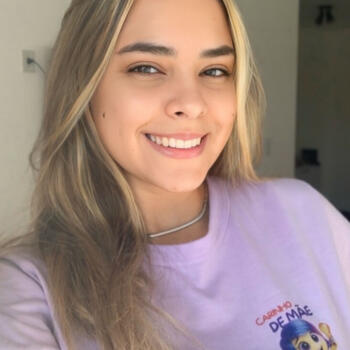 Babysitter in Cruzeiro: Cynthia