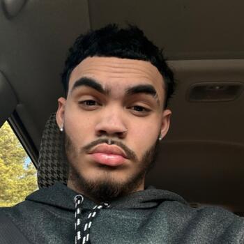 Babysitter in Hollister (North Carolina): JaShaun