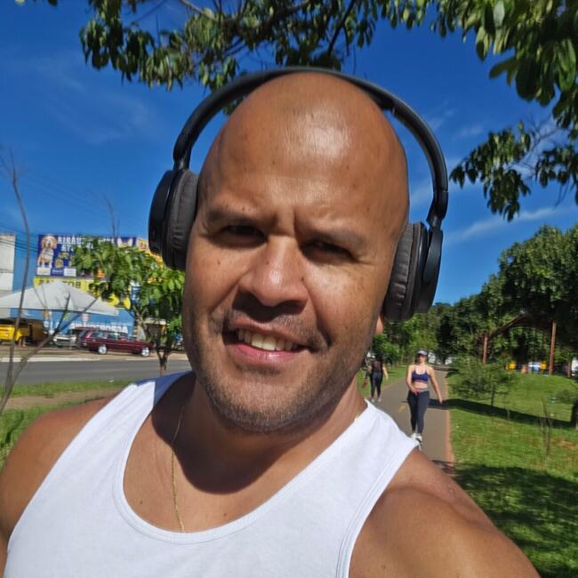 Emprego de babá em Brasília: Alfredine