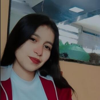 Niñera en Quito: TIFFANY