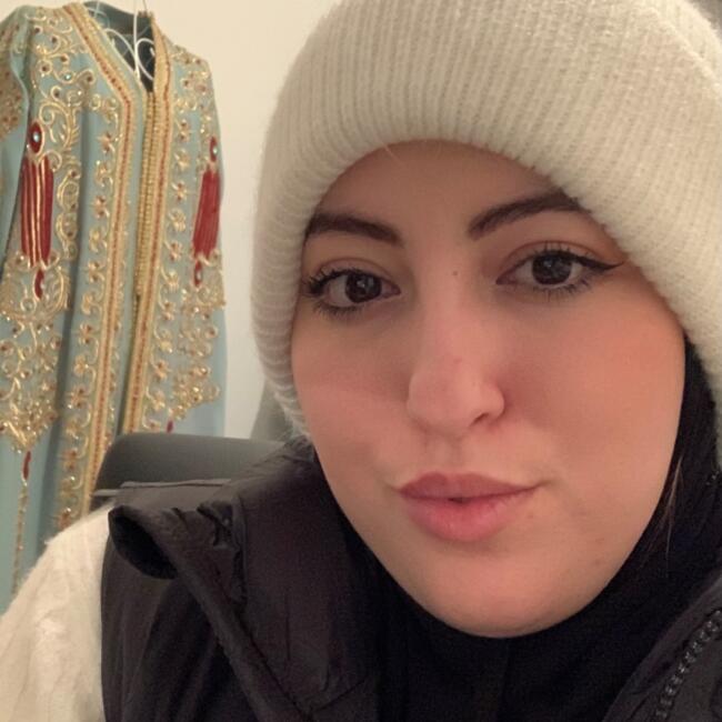 Babysitter in Nyons: Imane