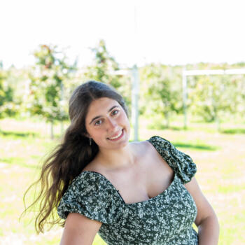 Babysitter in Aberystwyth: Ava