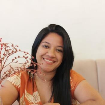 Babysitter Goiânia: Ana Cristina