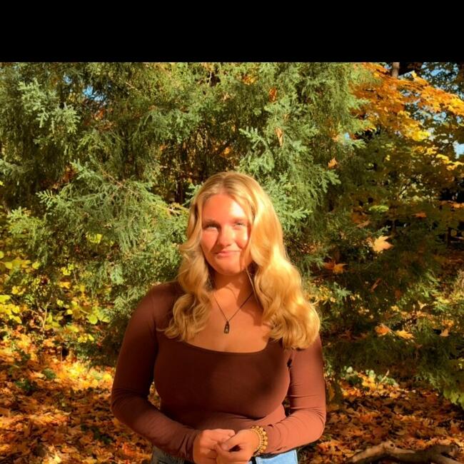 Babysitter in Yoder (Indiana): Riley