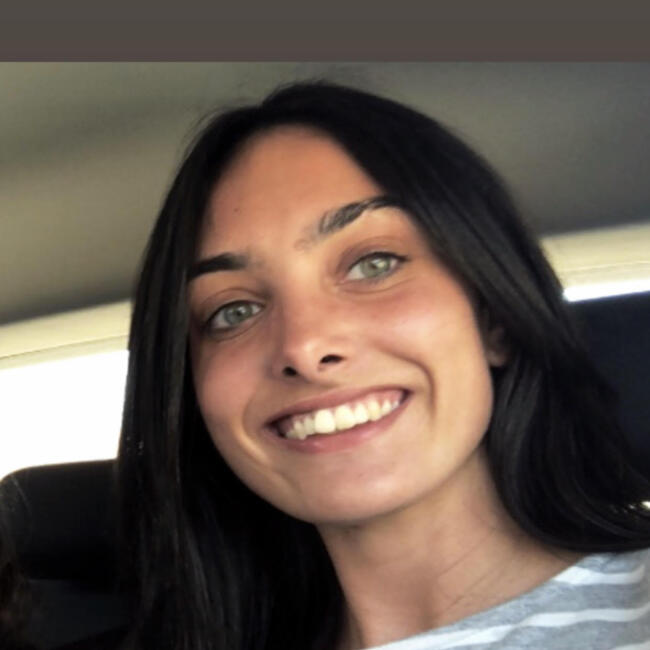 Babysitter in Etterbeek: Isabella