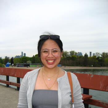 Baby-sitter in Mississauga: Frances