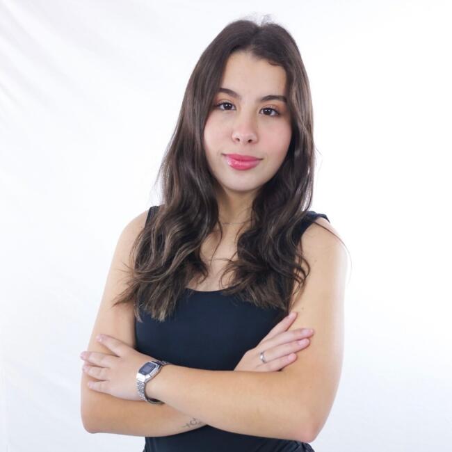 Babysitter in Capivari de Baixo: Emily