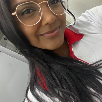 Babysitter em Anderlecht: Juliani