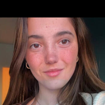 Babysitter in Saint-Germain-lès-Corbeil: Camille