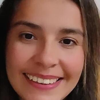 Babysitter Montes Claros: Thais Luciane