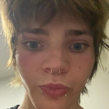 Babysitter in Port Waikato: Luke