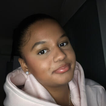 Babysitter in Sotteville-lès-Rouen: Barbara