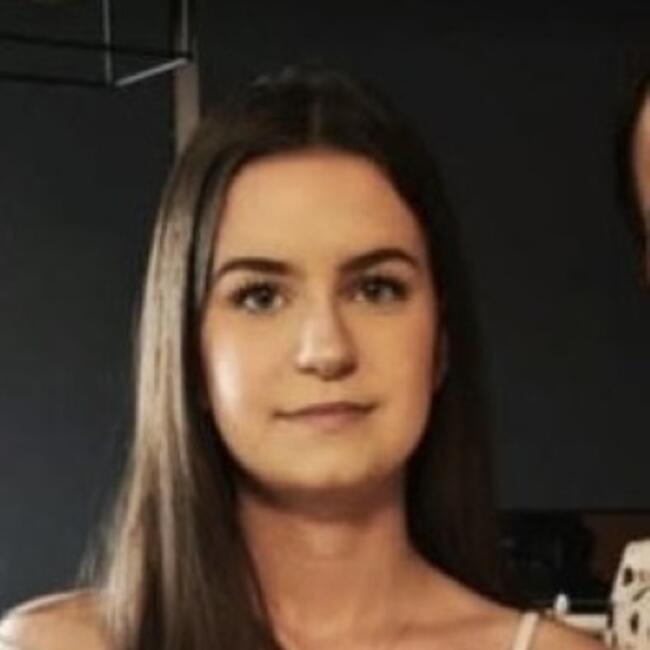 Babysitter in Belœil: Léona