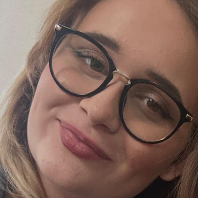 Babysitter in Roquebrune-sur-Argens: Margaux