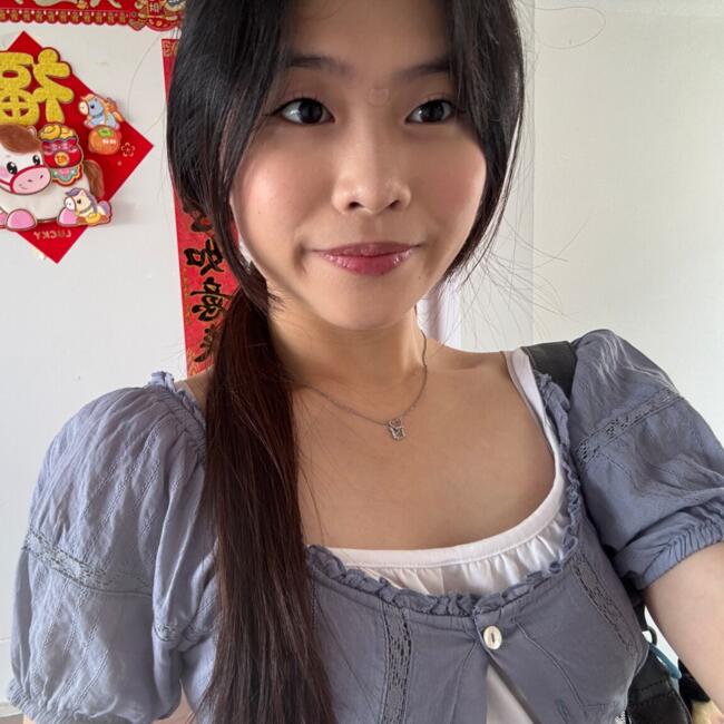 位于新加坡的临时保姆: Cyrilla