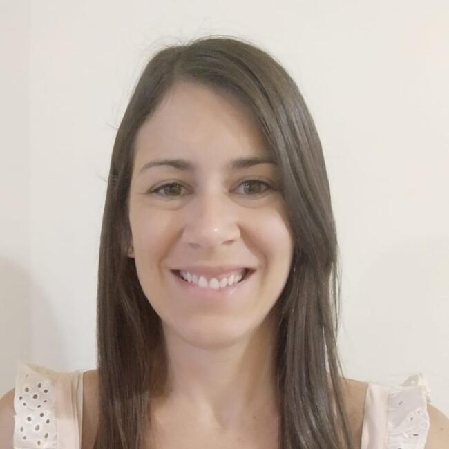 Babysitter in Rosario: Natalia