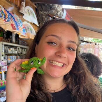 Babysitter in Louvigny: Ines