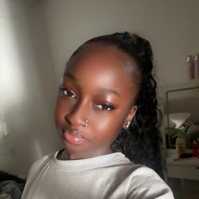 Babysitter in Reims: Nabintou