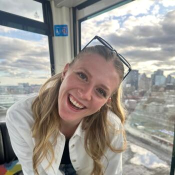 Babysitter in Calgary: Breanna