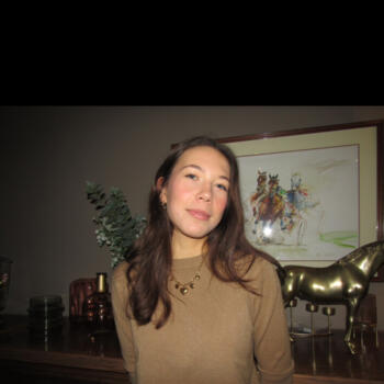 Babysitter em Amiens: Louise