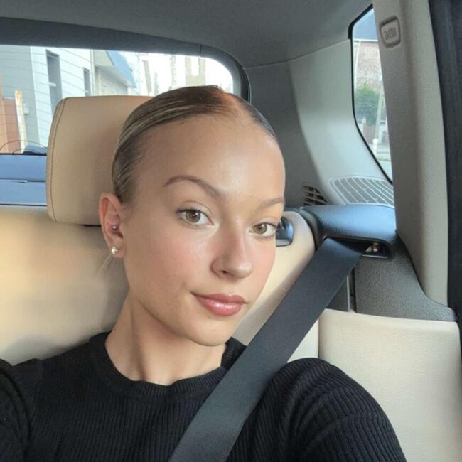 Babysitter in Harfleur: Amandine