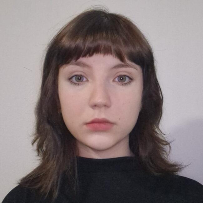 Babysitter in Lomello: Elmira