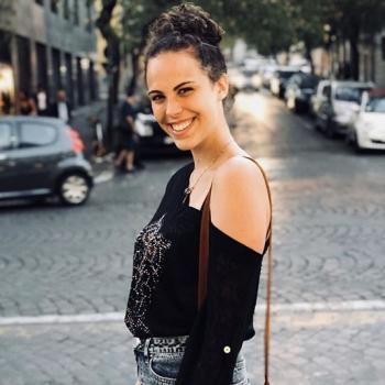Babysitter a Brescia: Agnese