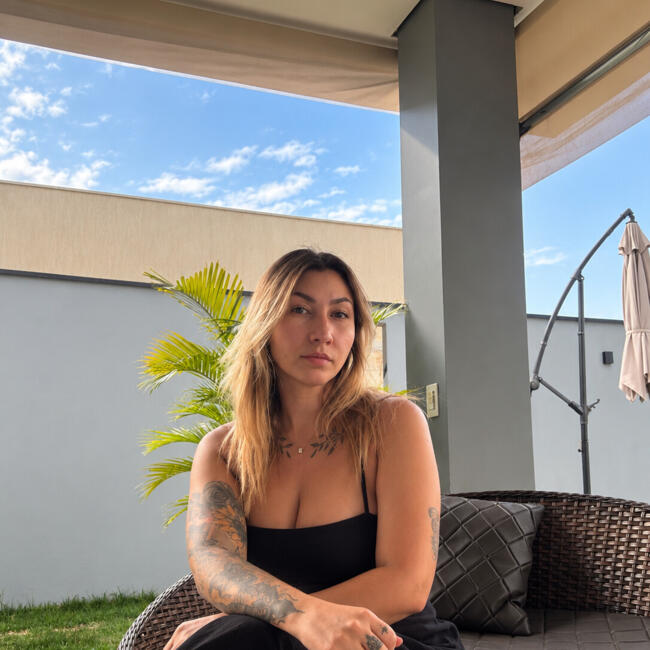 Babá em Brasília: Jenny