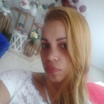 Babysitter in São Paulo (São Paulo): Fabiola