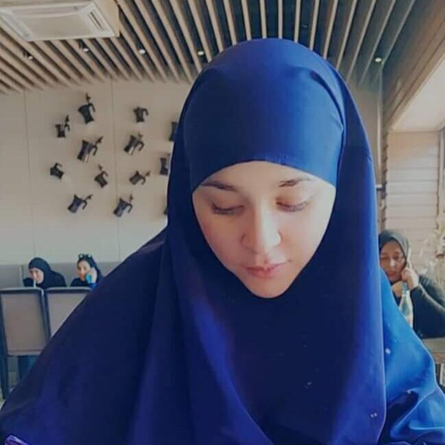 Babysitter in Saint-Étienne-du-Rouvray: Douniazed