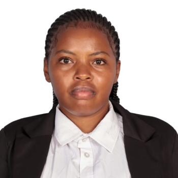 مربية أطفال الريان: Elizabeth