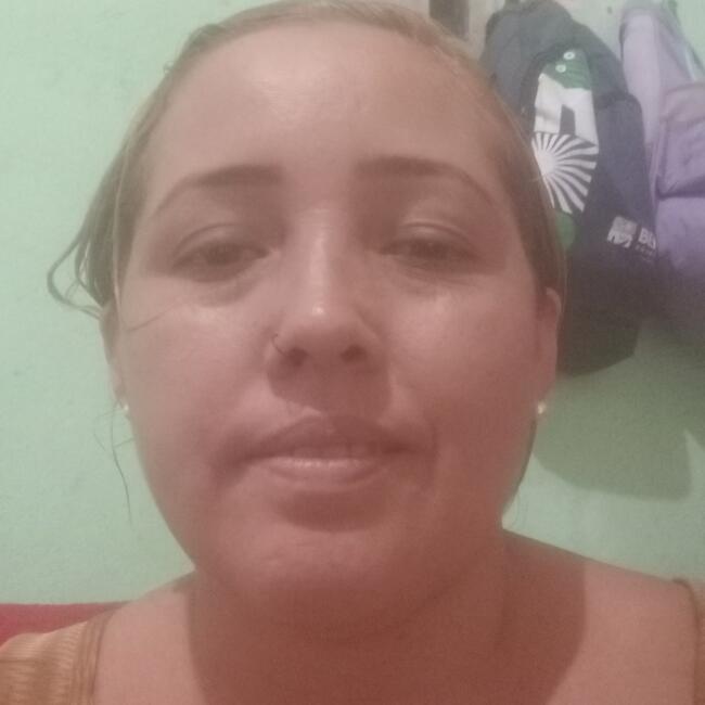 Babysitter in Belém: Solange