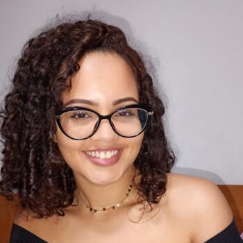 Babá Cachoeiro de Itapemirim: Mariana