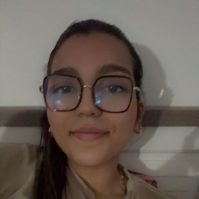 Babysitter in Molenbeek-Saint-Jean: Amira