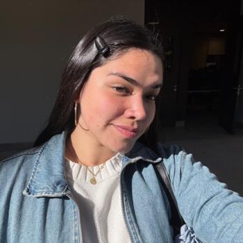 Niñera en Chicureo: Sophie