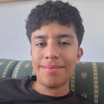 Babysitter in Arganda: Erick
