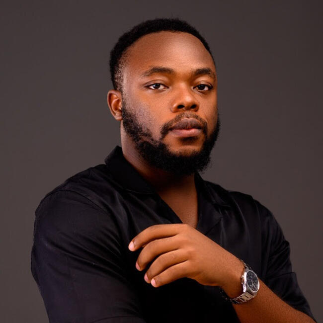 Babysitting job in Benin City: Victor