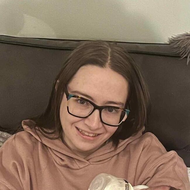 Babysitter in Armagh: Katrina