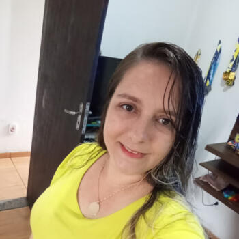 Babysitter in Nova Iguaçu: Michele