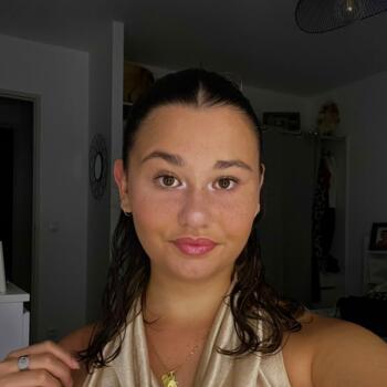 Babysitter in Coulounieix-Chamiers: Kelia