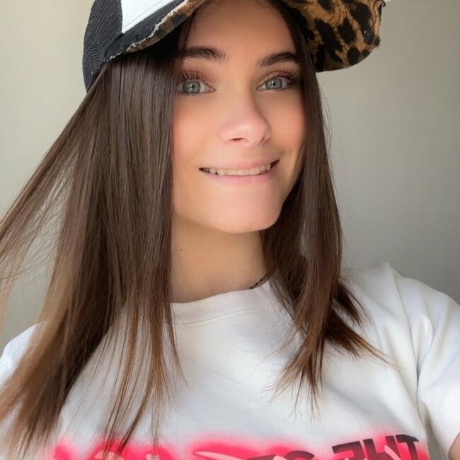 Babysitter in Amfreville-les-Champs: Maëline