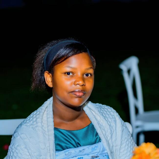Babysitter in Runda: Lydia