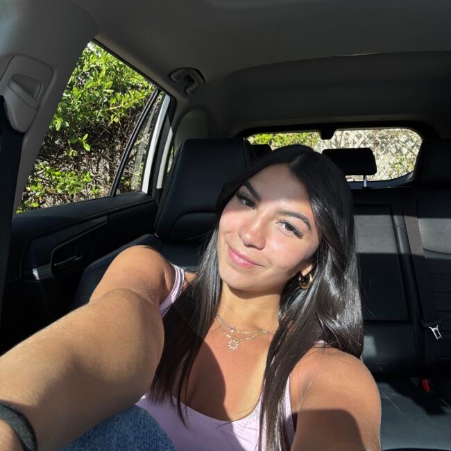 Niñera en Toa Alta Zona Urbana: Idalé