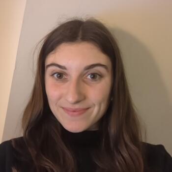 Baby-sitter Soucelles: Jeanne