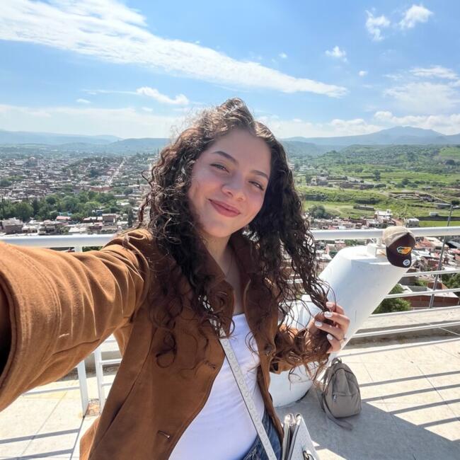 Babysitter in Cuernavaca: Kenia Zuñiga