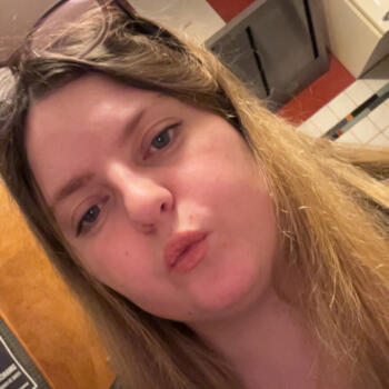 Babysitter in Saint-Max: Paloma